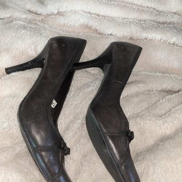 Heels by Merona - Picture 2 of 3